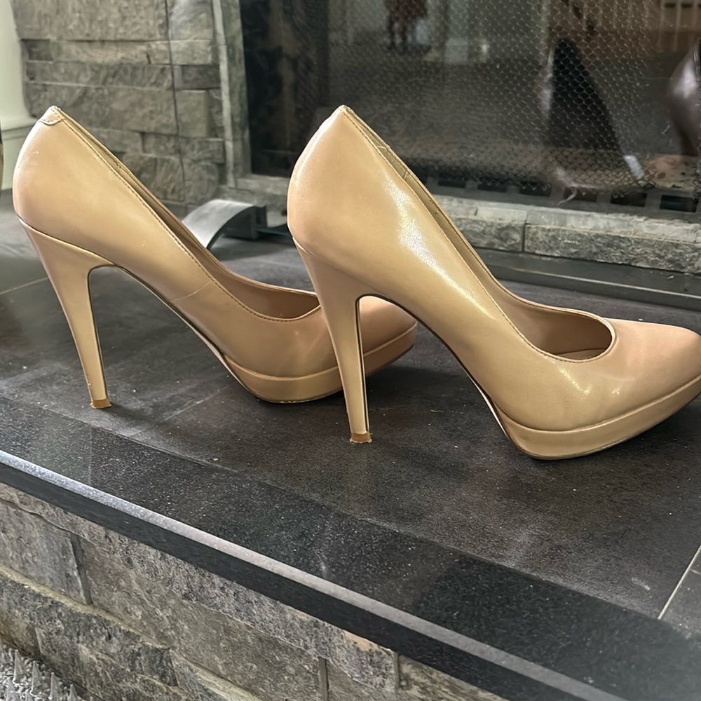 Platform pumps